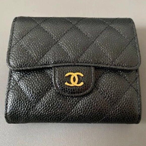 Chanel Caviar Quilted Compact Wallet in Black Leather Mini Classic Flap TriFold - Picture 1 of 7